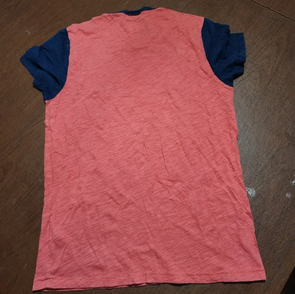Abercrombie & Fitch Coral and Navy Tee Shirt - Picture 5 of 5